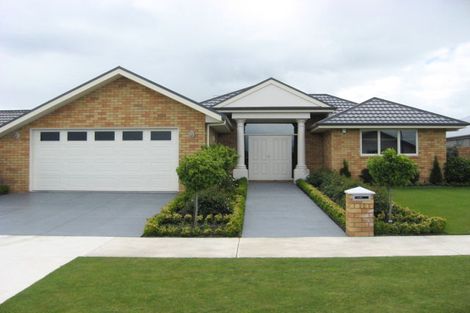Photo of property in 12 Oratia Grove, Northwood, Christchurch, 8051