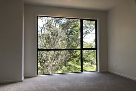 Photo of property in 30/9 Schnapper Rock Road, Greenhithe, Auckland, 0632