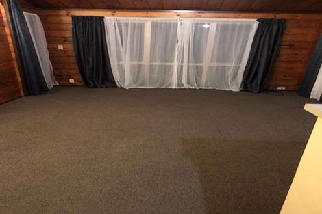 Photo of property in 3/89 Pinehaven Road, Pinehaven, Upper Hutt, 5019