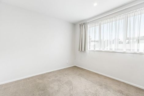 Photo of property in 18a Lidcombe Place, Avondale, Auckland, 1026