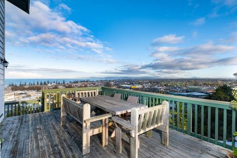 Photo of property in 42 Cameron Road, Bluff Hill, Napier, 4110