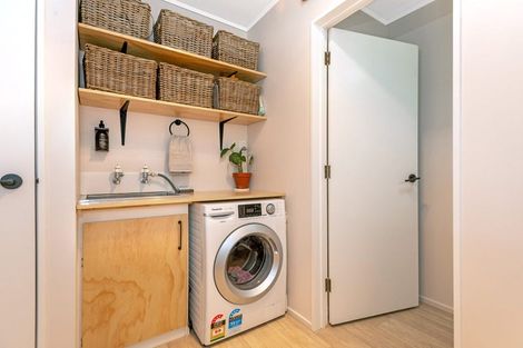 Photo of property in 76 Banks Street, Tolaga Bay, 4077