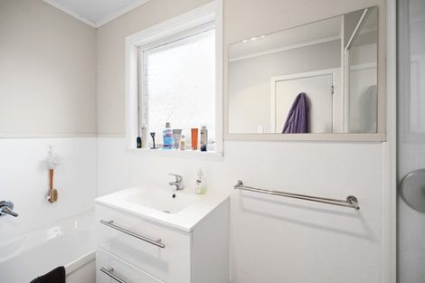 Photo of property in 82 Houchens Road, Glenview, Hamilton, 3206