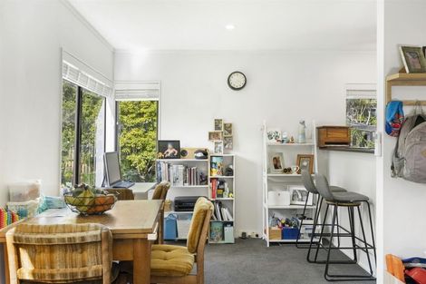 Photo of property in 27 Shadon Place, Stanmore Bay, Whangaparaoa, 0932