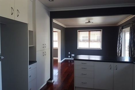 Photo of property in 23 Edwards Place, Terrace End, Palmerston North, 4410