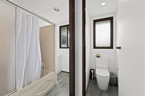 Photo of property in 17a Longstead Avenue, Papamoa Beach, Papamoa, 3118