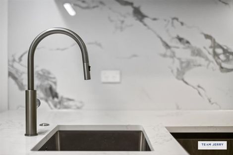 Photo of property in 25 Jandell Crescent, Bucklands Beach, Auckland, 2014