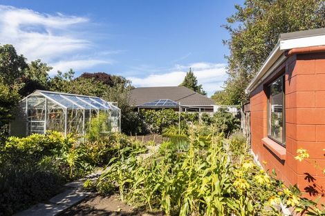 Photo of property in 24b Harrowdale Drive, Avonhead, Christchurch, 8042