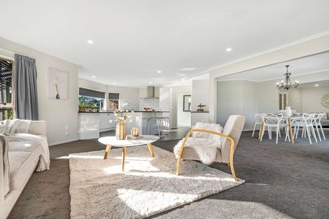 Photo of property in 4 Longwood Place, Harrowfield, Hamilton, 3210