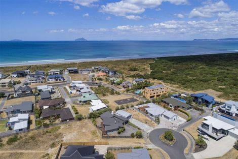 Photo of property in 15 Kihi Place, Ruakaka, 0116