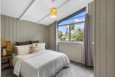 Photo of property in 2 Holloway Place, Forest Lake, Hamilton, 3200