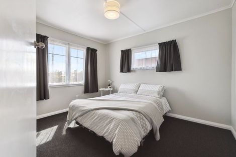 Photo of property in 299b Carrington Street, Vogeltown, New Plymouth, 4310