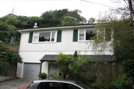 Photo of property in 15 Torwood Road, Khandallah, Wellington, 6035