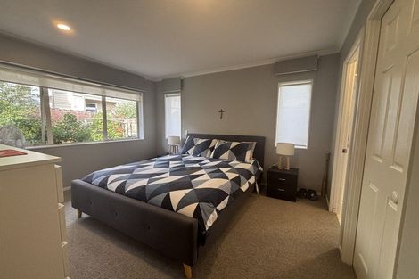 Photo of property in 86 Bob Charles Drive, Golflands, Auckland, 2013