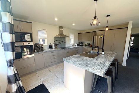 Photo of property in 63 Country Palms Drive, Halswell, Christchurch, 8025