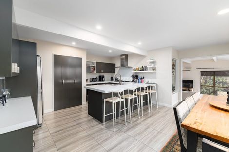 Photo of property in 2 Cannon Hill Crescent, Mount Pleasant, Christchurch, 8081