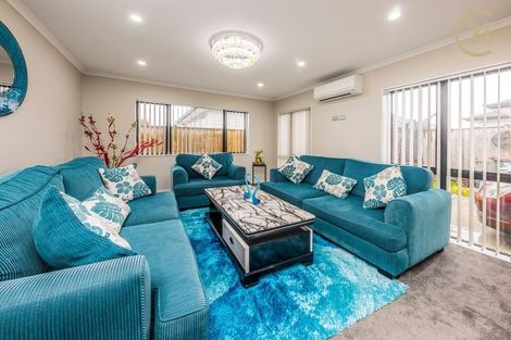 Photo of property in 14 Koroheke Road, Takanini, 2110