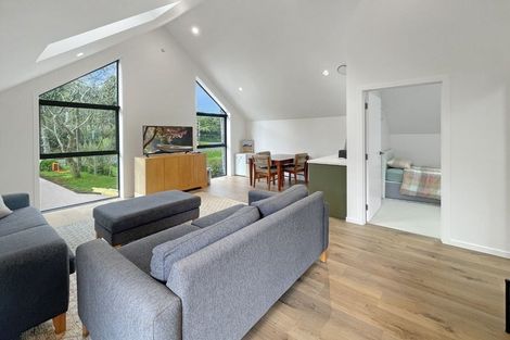 Photo of property in 42 Saxton Road, Upper Vogeltown, New Plymouth, 4371