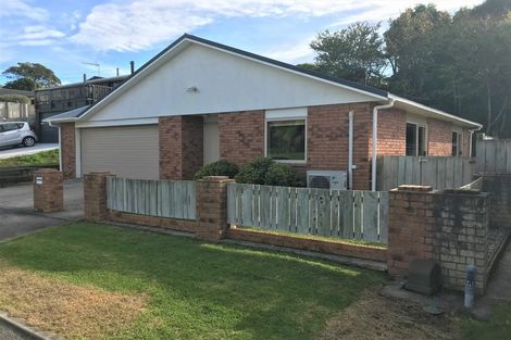 Photo of property in 26 Moulton Street, Moturoa, New Plymouth, 4310