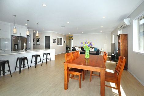 Photo of property in 11 Paso Fino Crescent, Karaka, Papakura, 2113