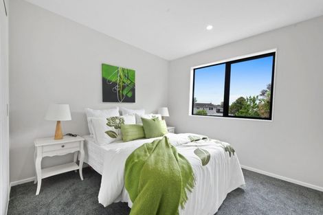 Photo of property in 28c Studfall Street, Pakuranga Heights, Auckland, 2010