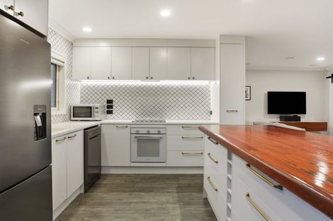 Photo of property in 1 Aldermen Avenue, Papamoa Beach, Papamoa, 3118