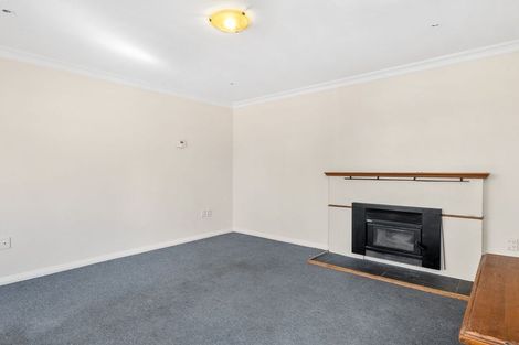 Photo of property in 1 Centennial Avenue, Helensburgh, Dunedin, 9010