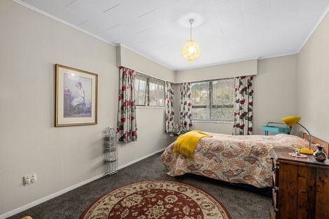 Photo of property in 1 Tapestry Grove, Silverstream, Upper Hutt, 5019