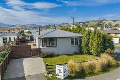 Photo of property in 73 Mcdonald Street, Mosgiel, 9024