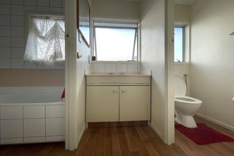 Photo of property in 106 Ti Rakau Drive, Pakuranga, Auckland, 2010