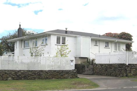 Photo of property in 70 Gillies Avenue, Taupo, 3330