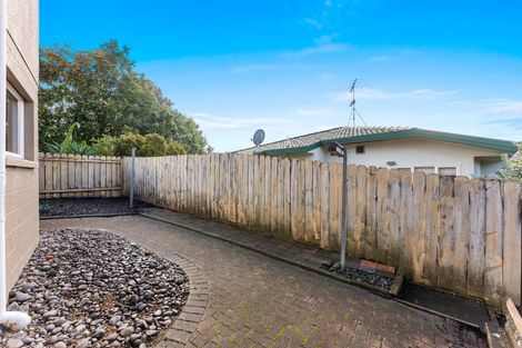 Photo of property in 18a Jacanas Place, Unsworth Heights, Auckland, 0632