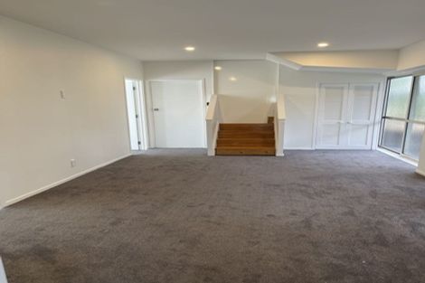 Photo of property in 56 Prince Regent Drive, Half Moon Bay, Auckland, 2012