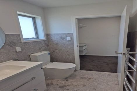 Photo of property in 43 Mangamoteo Street, Lytton West, 4071