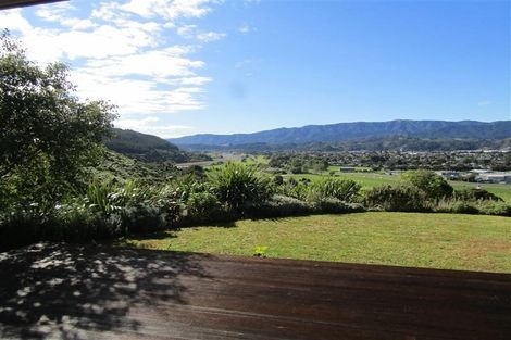 Photo of property in 37 Riverstone Drive, Riverstone Terraces, Upper Hutt, 5018