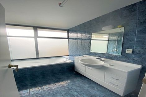 Photo of property in Rostrevor House, 3/130a Vivian Street, Te Aro, Wellington, 6011