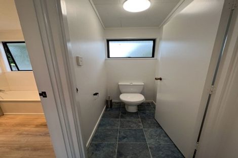 Photo of property in 139 Moire Road, West Harbour, Auckland, 0618