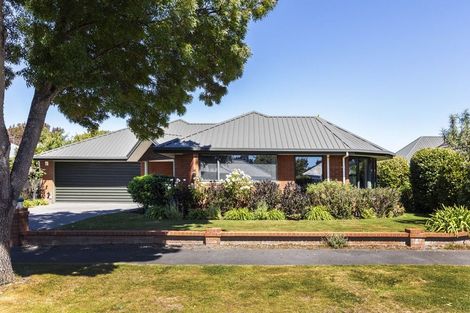 Photo of property in 6 Berkshire Drive, Avonhead, Christchurch, 8042