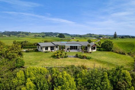 Photo of property in 78 Waitoetoe Road, Mimi, Urenui, 4377
