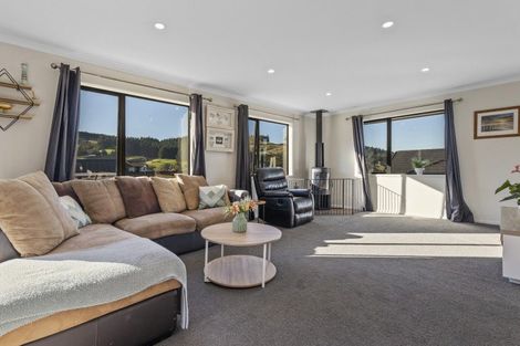 Photo of property in 18 Goddard Way, Sawyers Bay, Port Chalmers, 9023