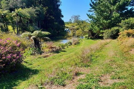 Photo of property in 257 Corbett Road, Lepperton, New Plymouth, 4373