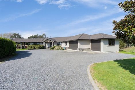 Photo of property in 9 Tullahoma Way, Ohau, Levin, 5570