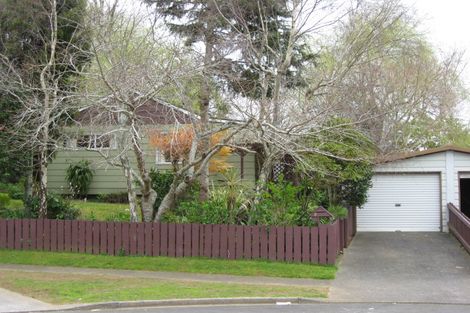 Photo of property in 8 Elgin Grove, Merrilands, New Plymouth, 4312