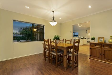 Photo of property in 34 Savoy Road, Orewa, 0931