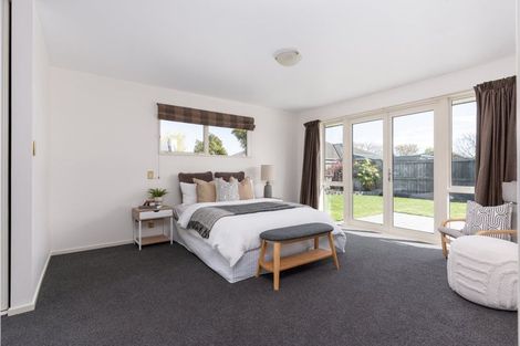 Photo of property in 72 Broadhaven Avenue, Parklands, Christchurch, 8083