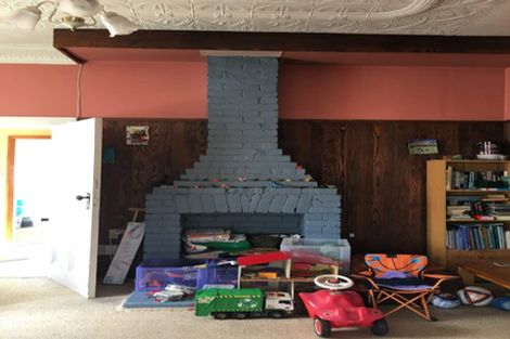 Photo of property in 74 Hargest Crescent, Saint Clair, Dunedin, 9012