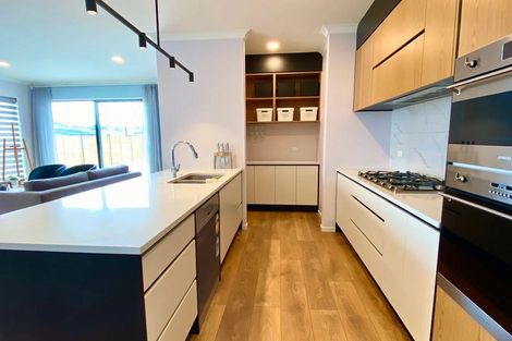 Photo of property in 22 Skiffington Road, Pokeno, 2402