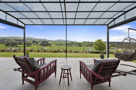 Photo of property in 32 Varsity Heights, Fitzherbert, Palmerston North, 4410