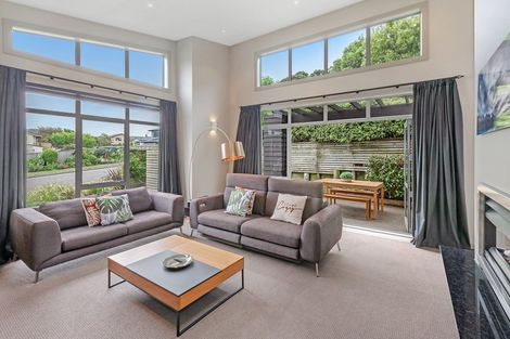 Photo of property in 7 Resolution Drive, Whitby, Porirua, 5024