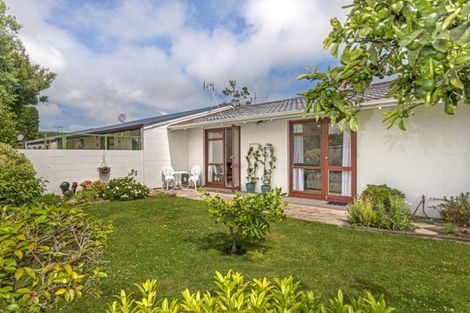 Photo of property in 2/63 Harris Street, Kaiti, Gisborne, 4010